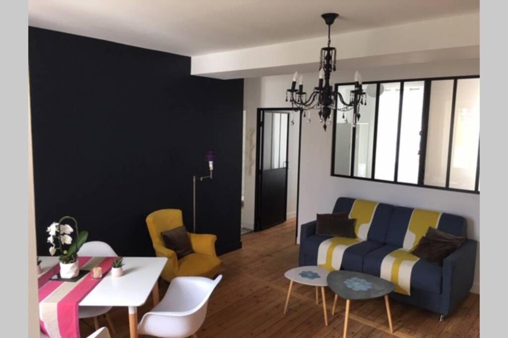 Appartement De Caractere Avec Terrasse. Λα Ροσέλ Εξωτερικό φωτογραφία