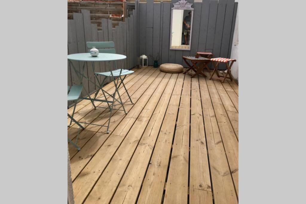 Appartement De Caractere Avec Terrasse. Λα Ροσέλ Εξωτερικό φωτογραφία