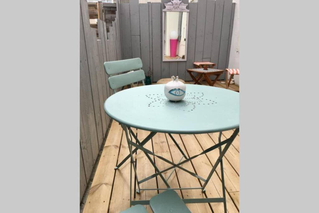 Appartement De Caractere Avec Terrasse. Λα Ροσέλ Εξωτερικό φωτογραφία